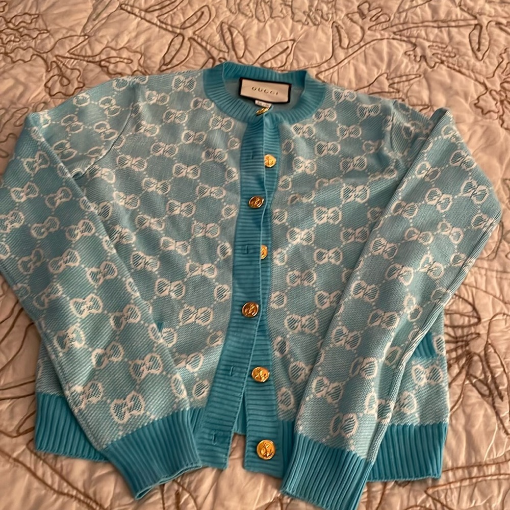 Gucci sweater